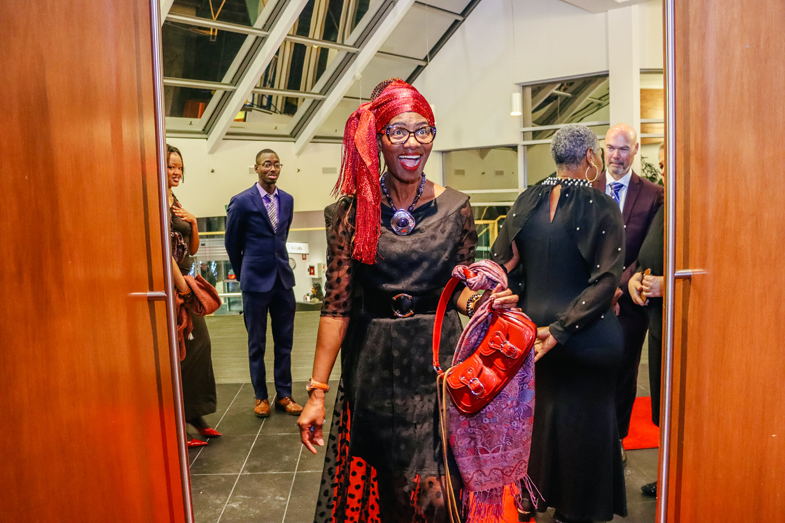 GALA BLACK EXCELLENCE MIRS